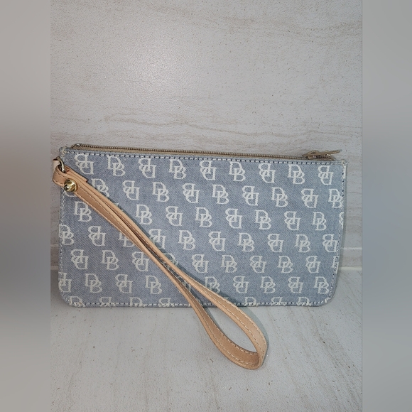 Dooney & Bourke Handbags - Dooney And Bourke Zip Purse Pouch Denim Signature DB Keychain Wristlet Leather